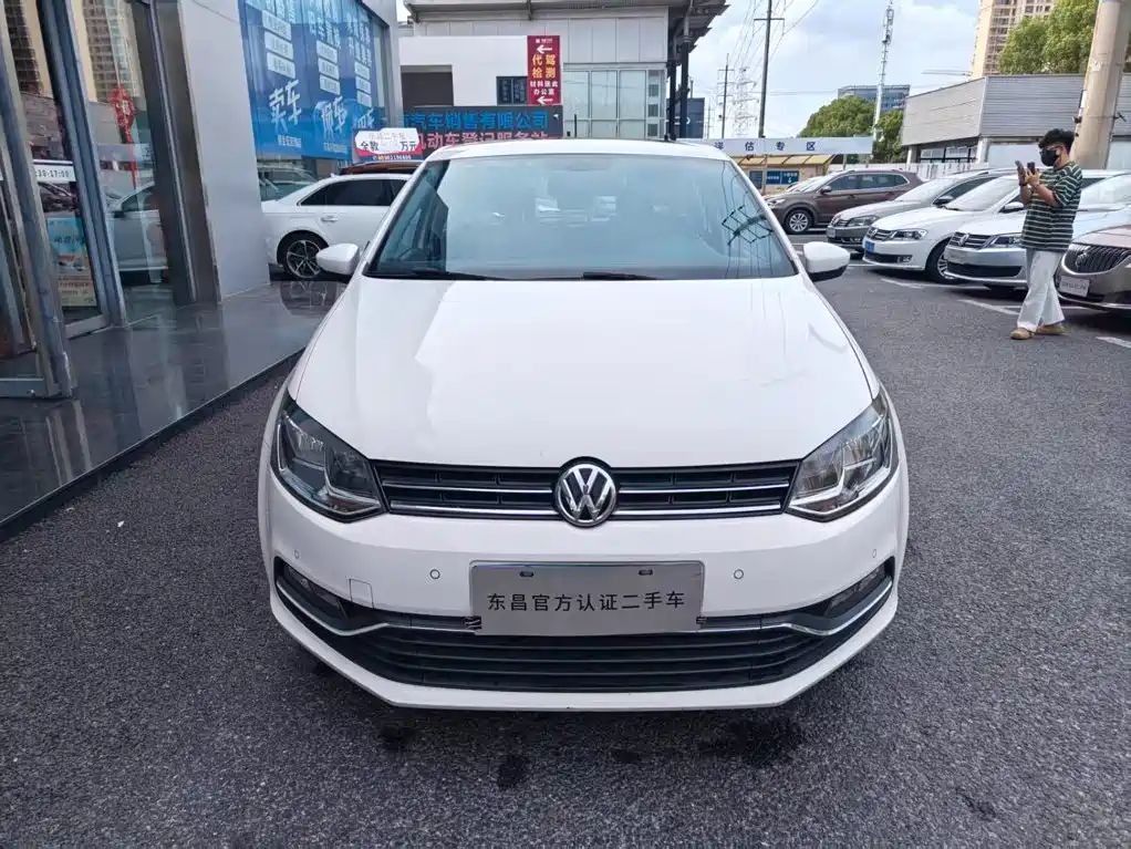 Volkswagen Polo 2016