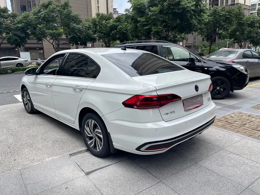Volkswagen Bora 2024