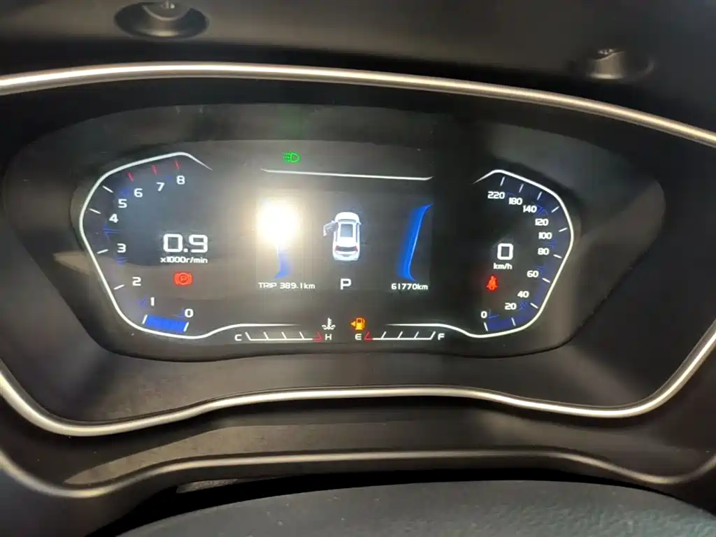 Geely Vision X6 2018 — фото 12