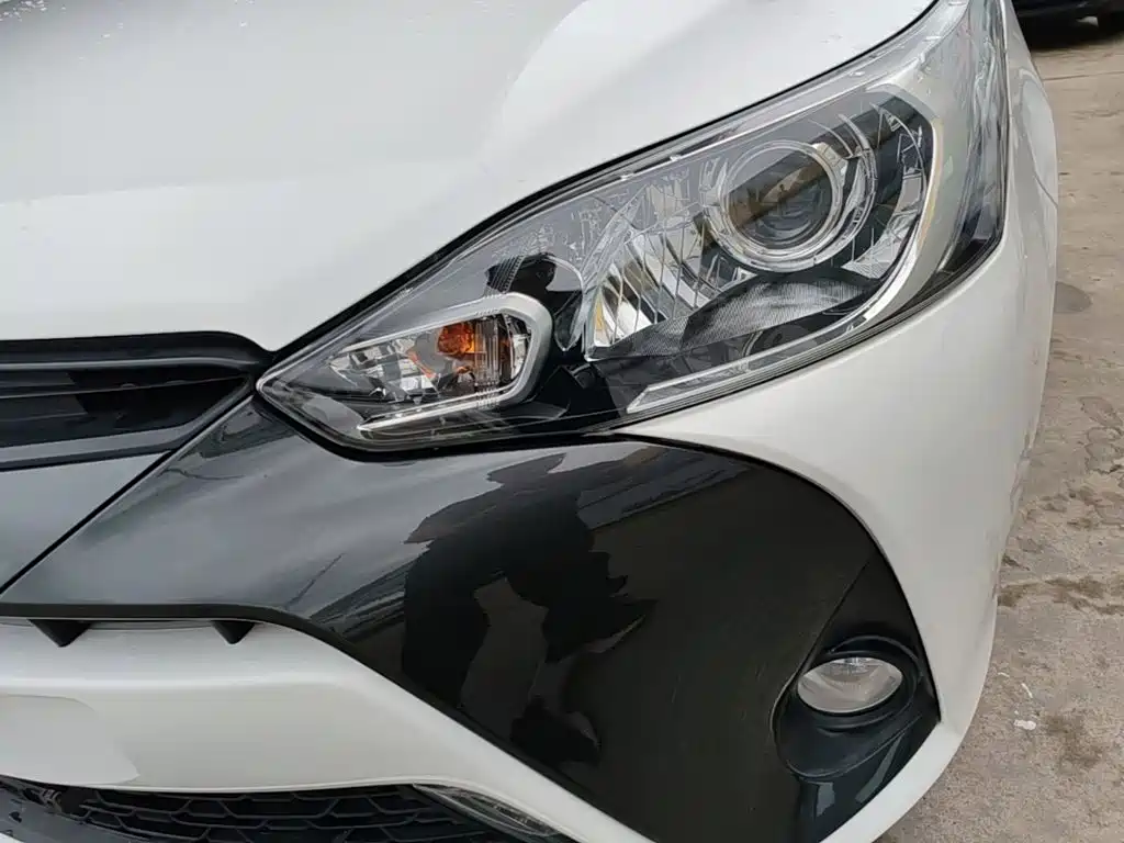 Toyota Yaris L 2018 — фото 24