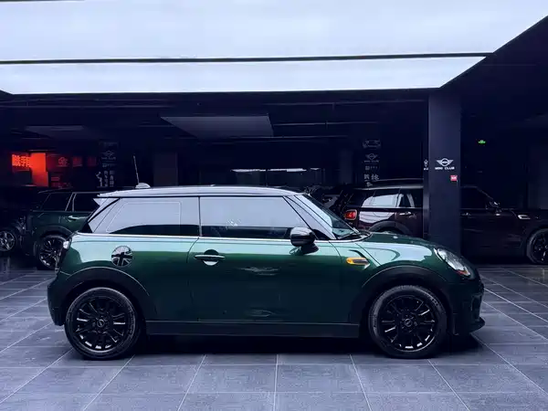 MINI 2017