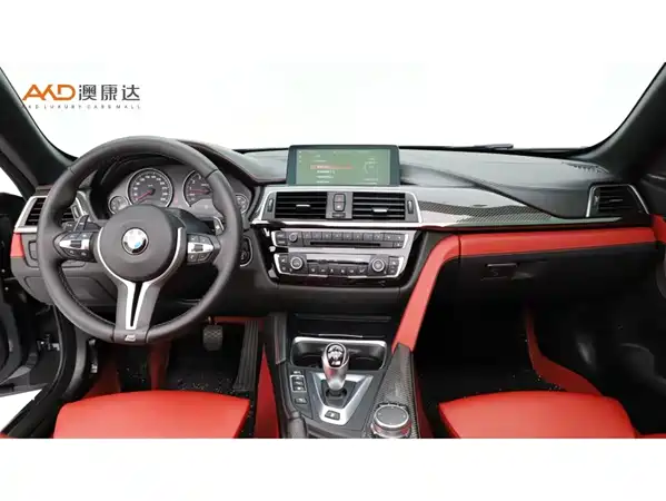 BMW M4 2018
