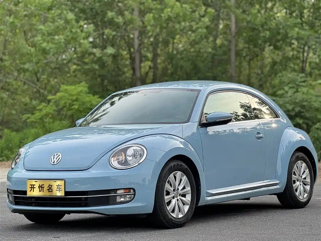 Volkswagen Beetle 2015 — фото 1