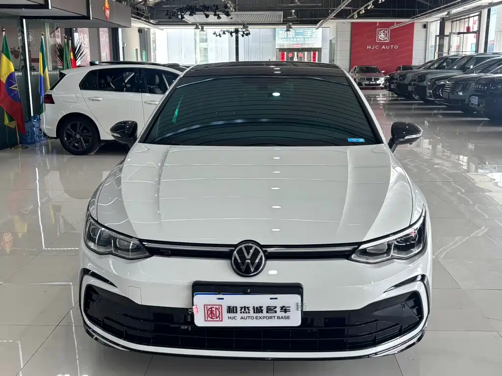Volkswagen Golf 2023