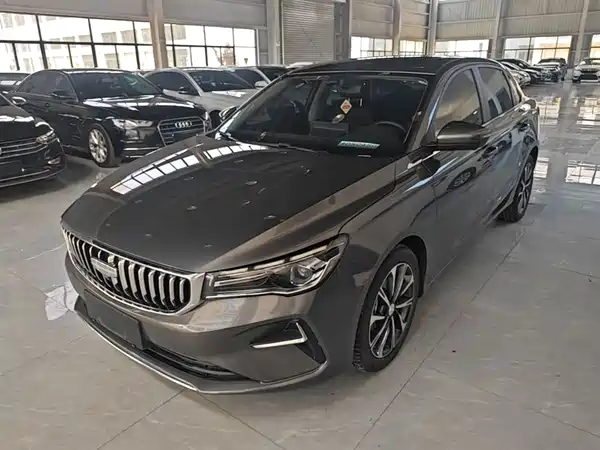 Geely Emgrand 2025