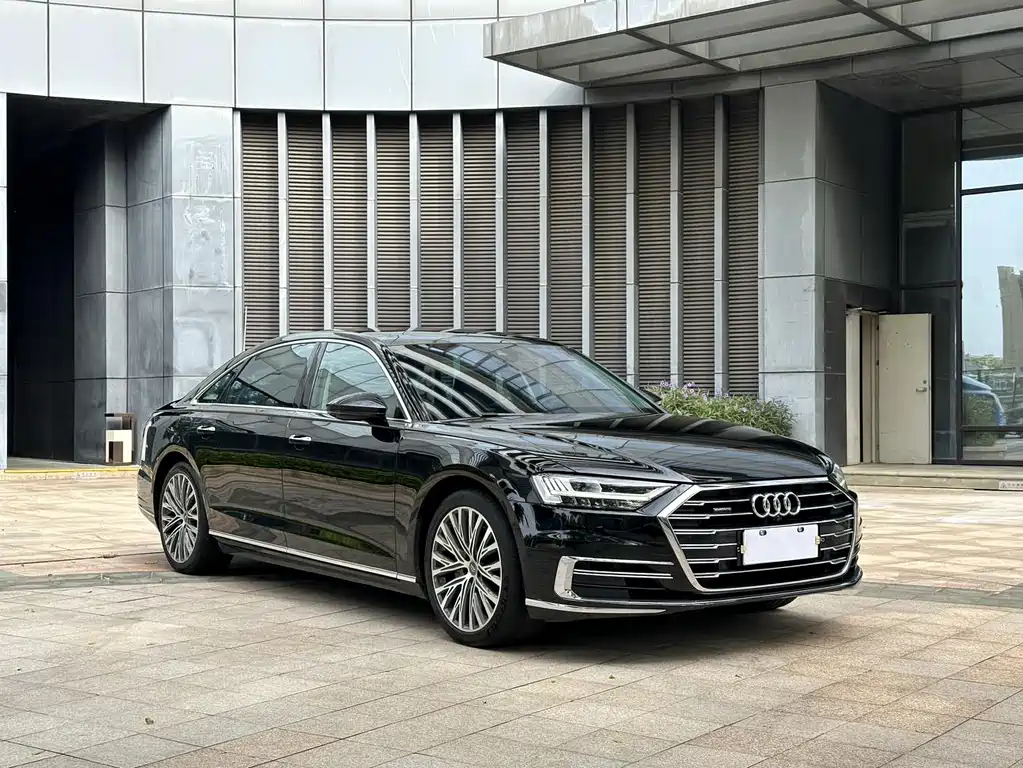 Audi A8 2020 — фото 3