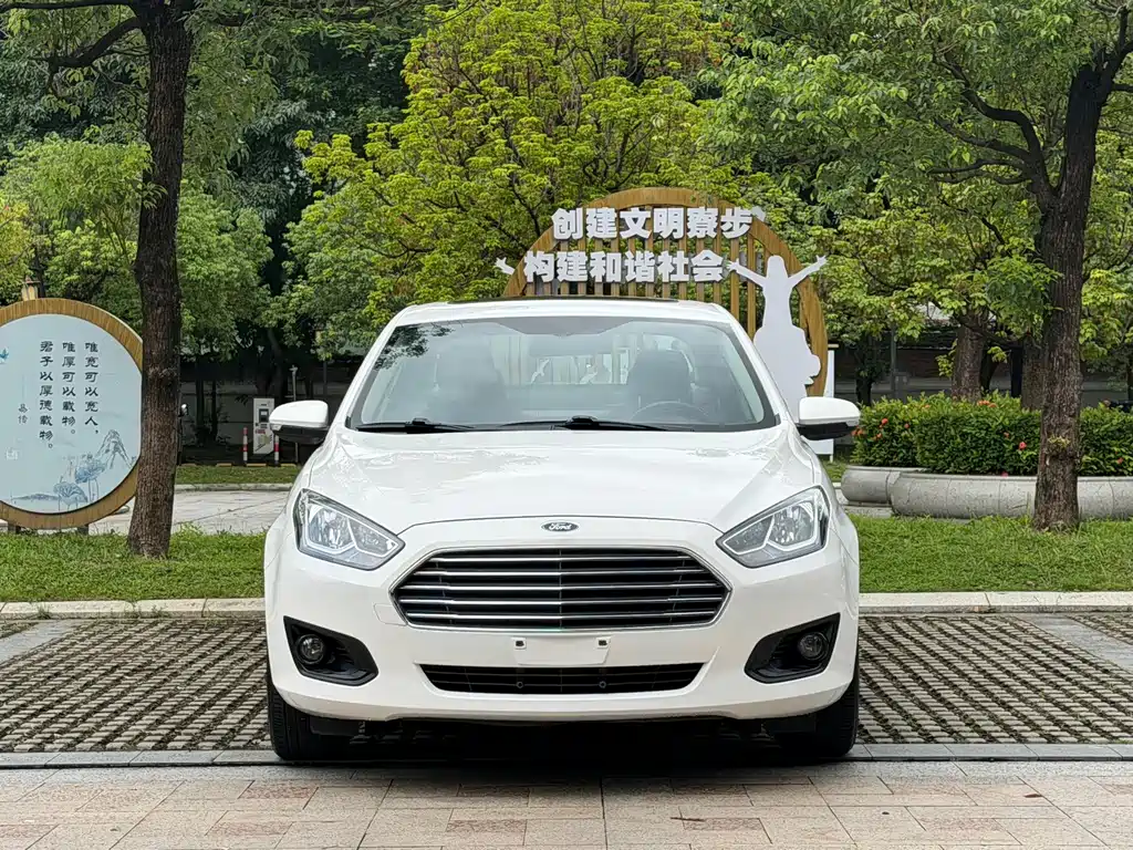 Ford Forrest 2018