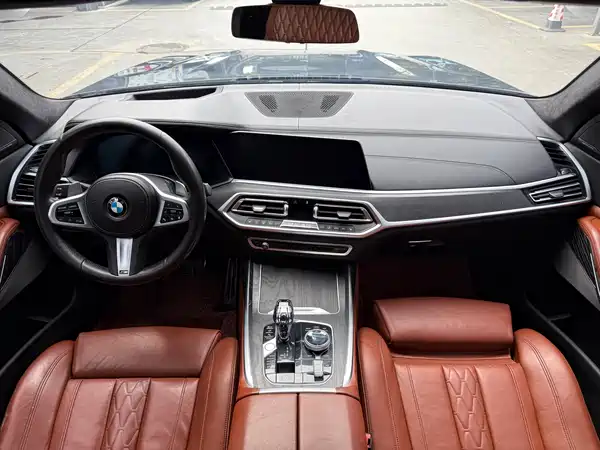 BMW X7 2019