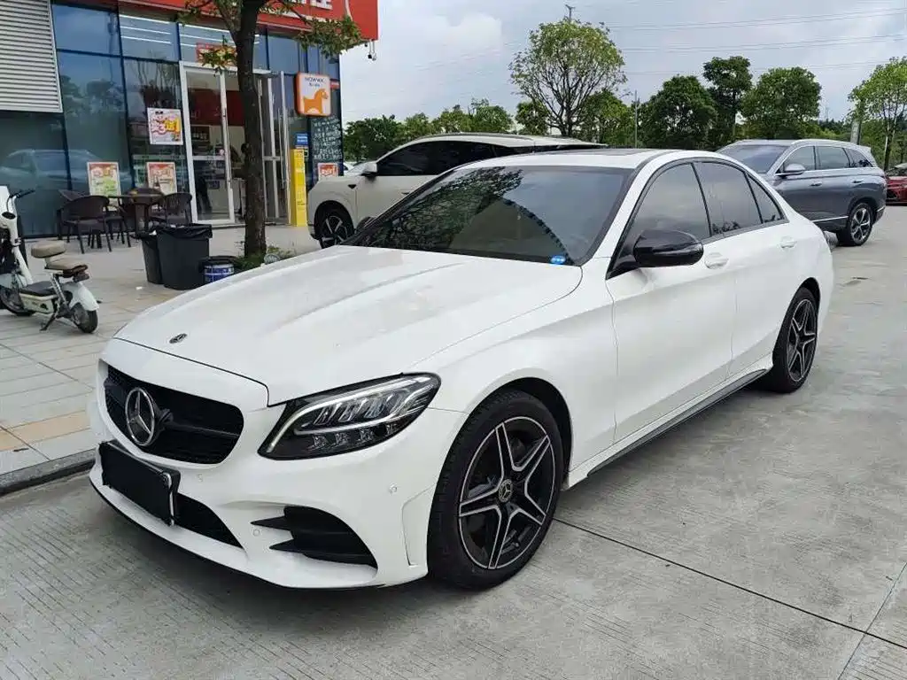 Mercedes-Benz C-Class 2021