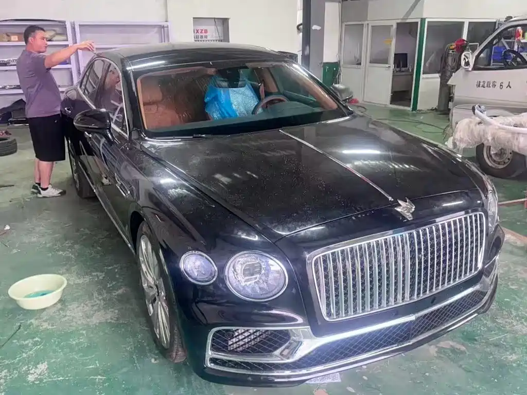 Bentley Flying Spur 2026