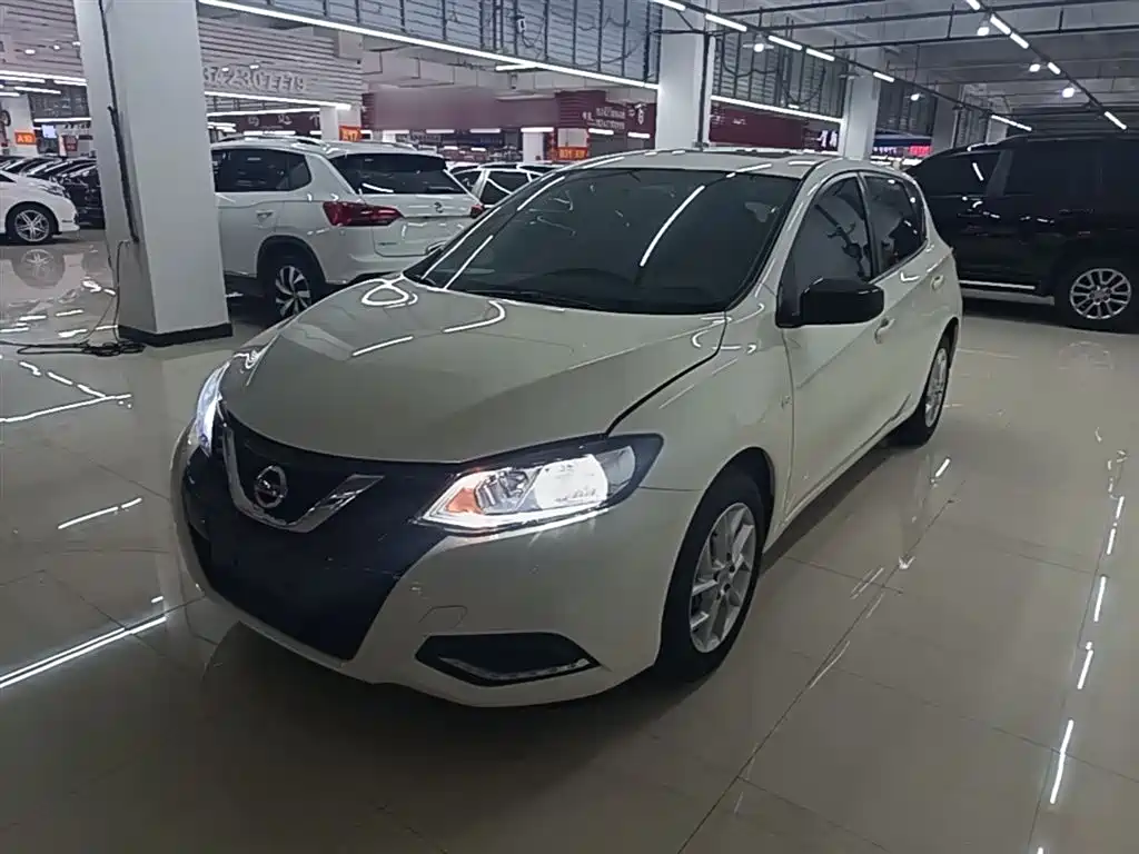 Nissan Tiida 2024