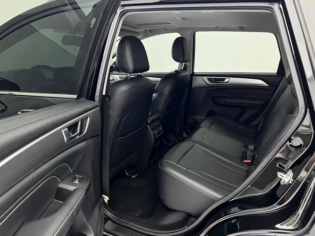 Haval M6 2022 — фото 14