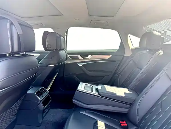 Audi A6L 2024