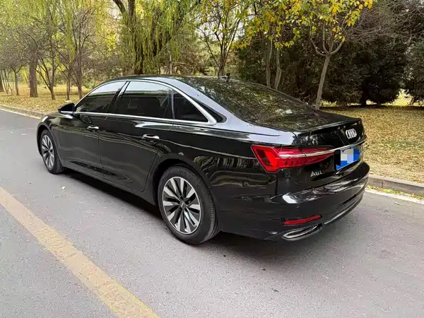 Audi A6L 2020