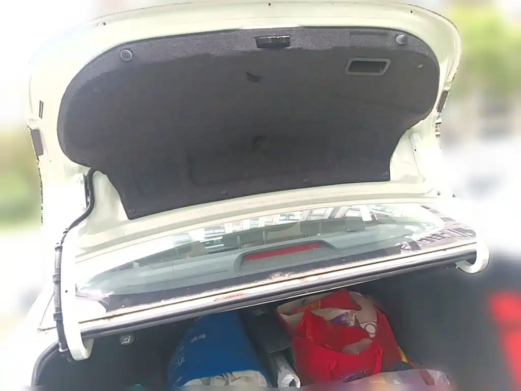 Mazda 3 Axela 2015 — фото 10