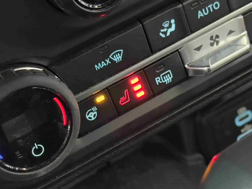 Ford Bronco 2025 — фото 15