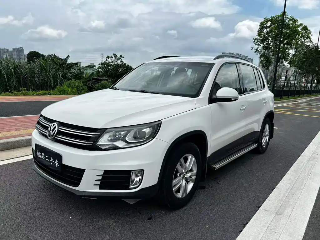 Volkswagen Tiguan 2014 — фото 1