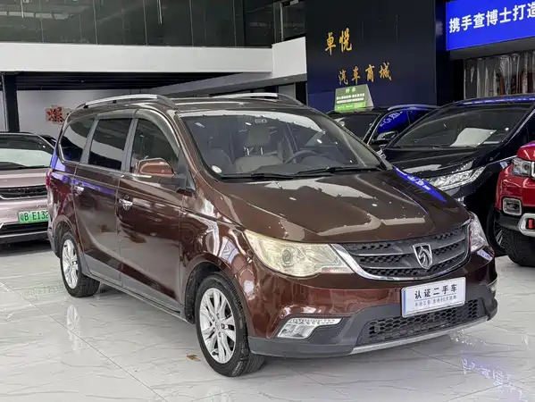 Baojun 730 2014