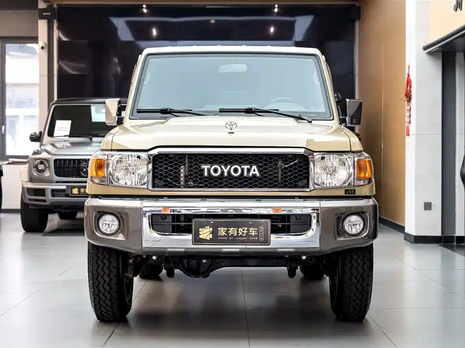 Toyota Land Cruiser 2024 — фото 2