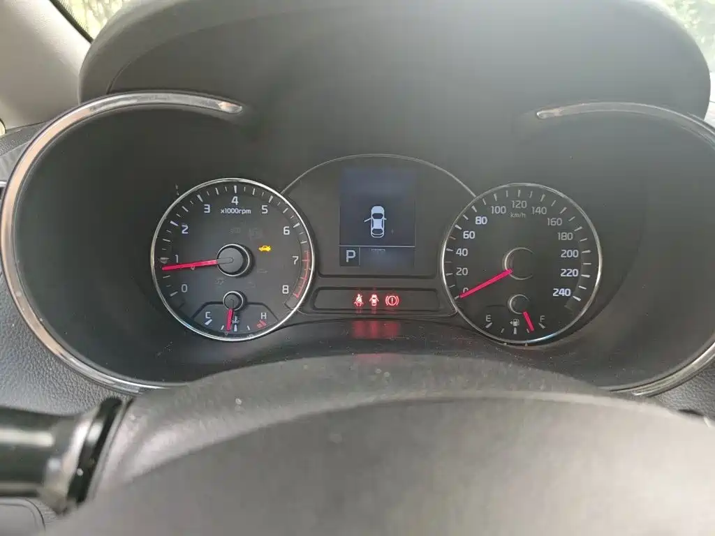 Kia K3 2015