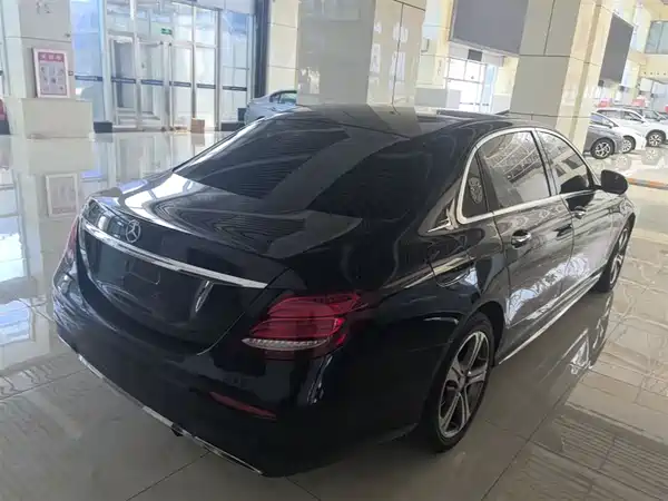 Mercedes-Benz E-Class 2016