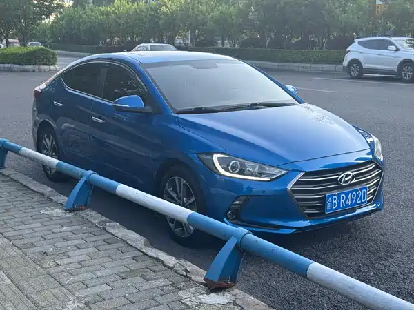 Hyundai Celesta 2016