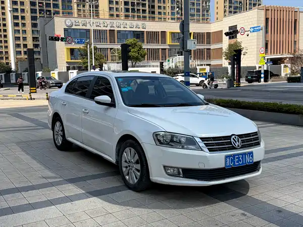 Volkswagen Lavida 2014
