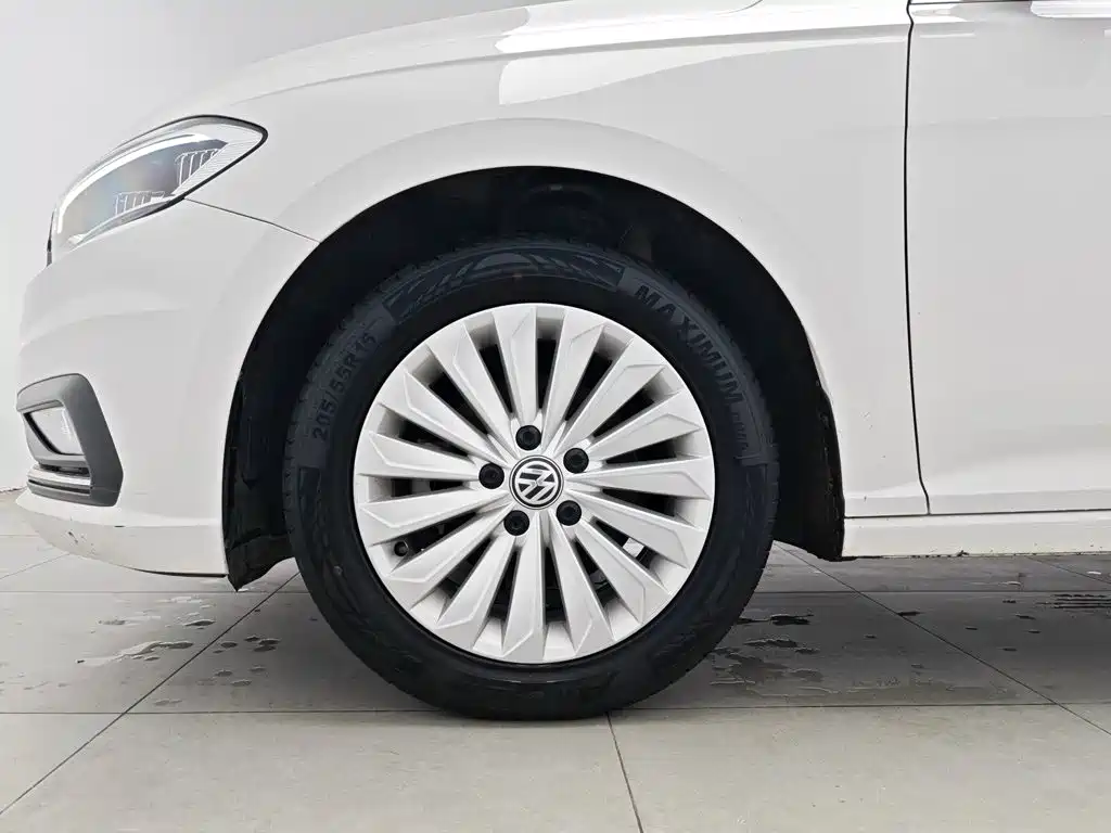 Volkswagen Lavida 2019 — фото 17