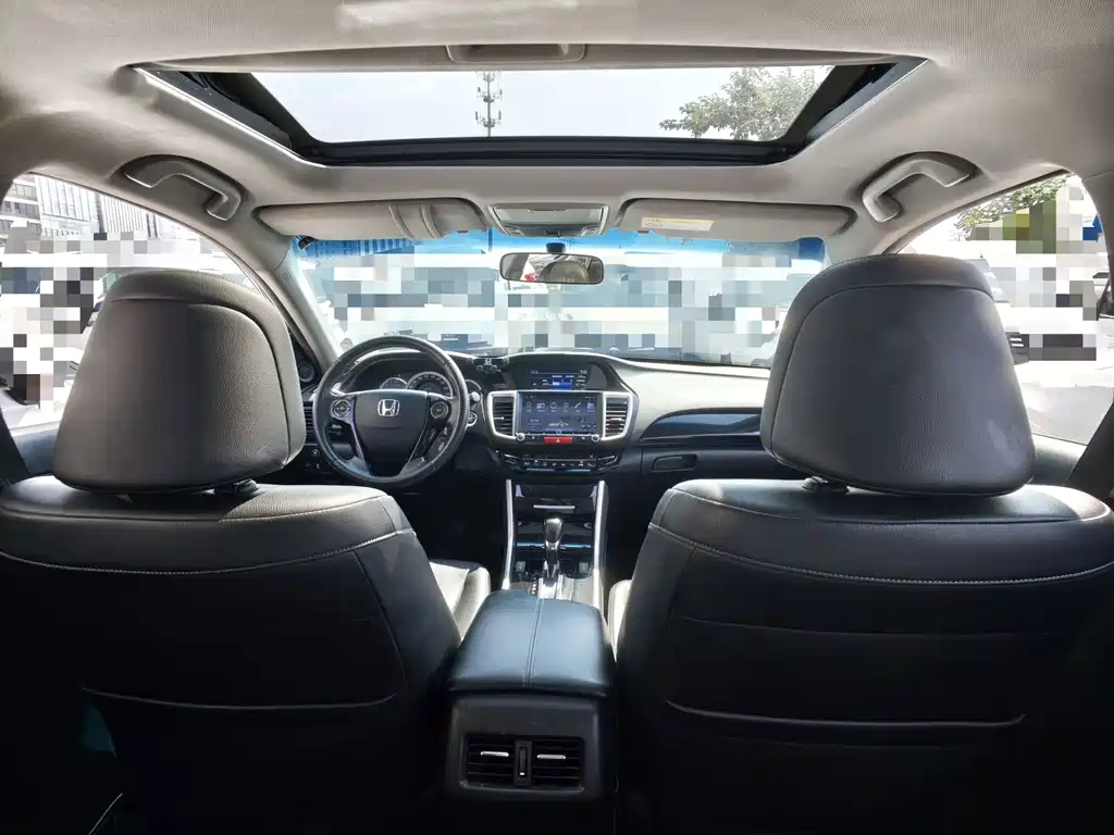 Honda Accord 2017 — фото 2