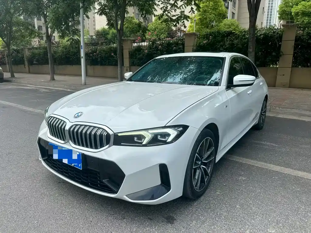 BMW 3 Series 2024