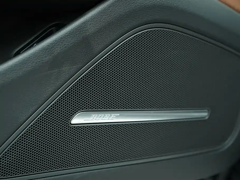 Audi A8 2015 — фото 17