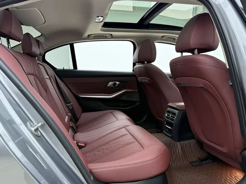BMW i3 2022 — фото 16