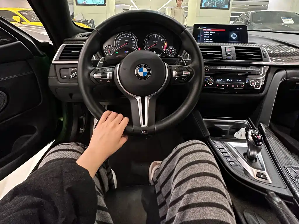 BMW M4 2018 — фото 2