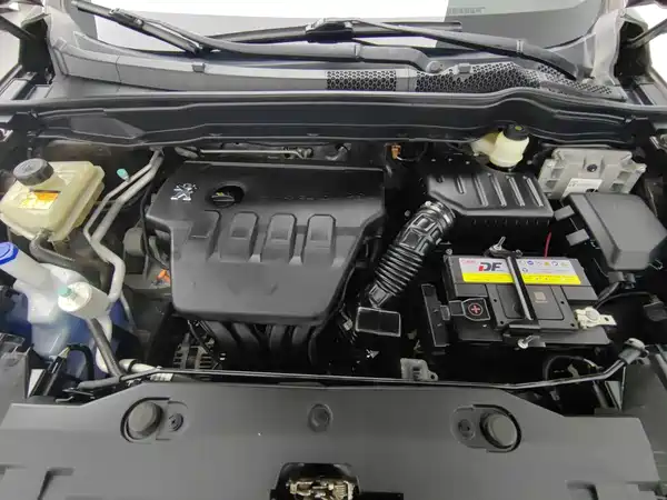 Dongfeng Fengshen AX7 2017