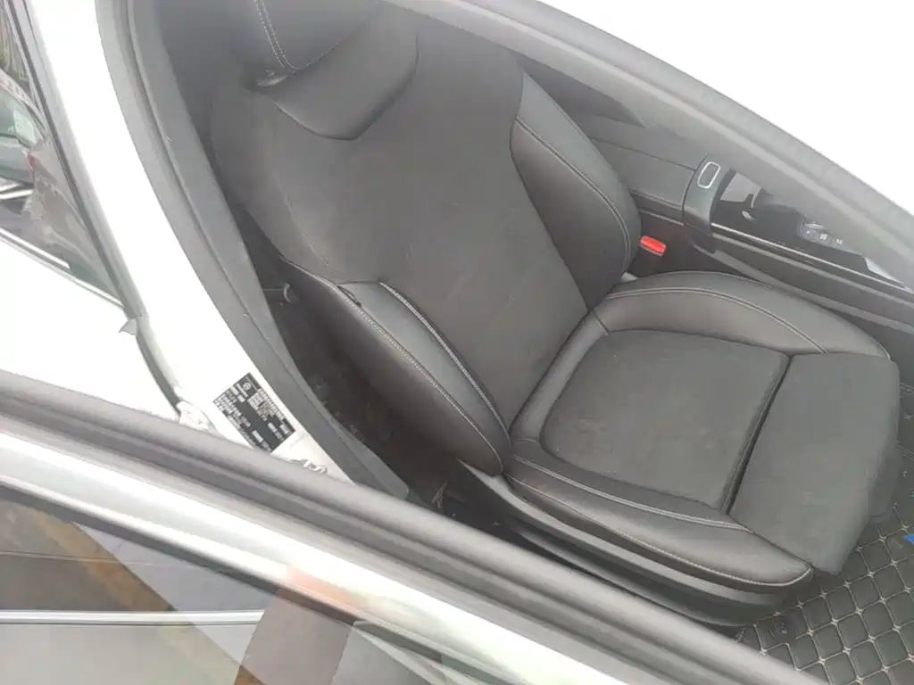 Mercedes-Benz A-Class 2023 — фото 25