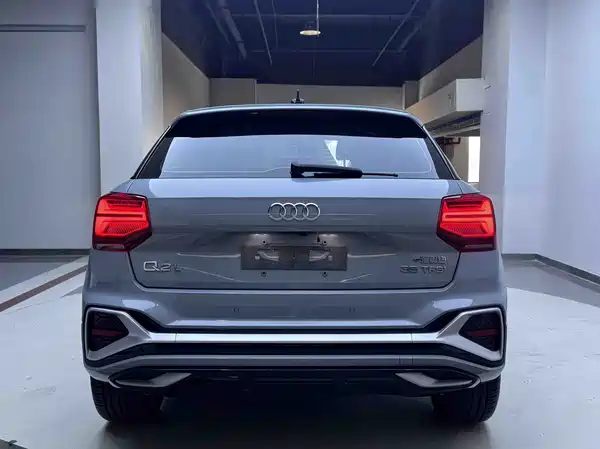 Audi Q2L 2022