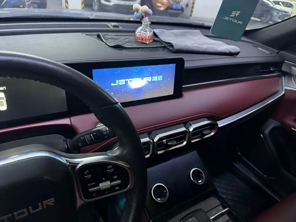 Jetour X70 PLUS 2021 — фото 14