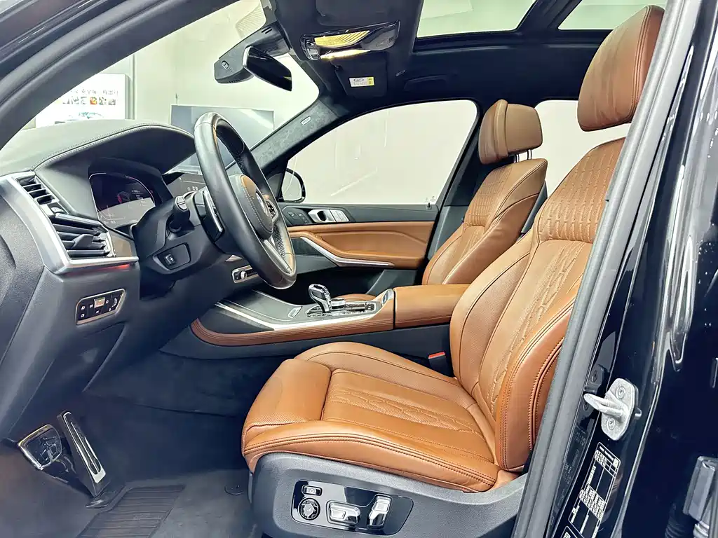 BMW X7 2021 — фото 10