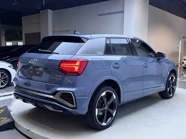 Audi Q2L 2022