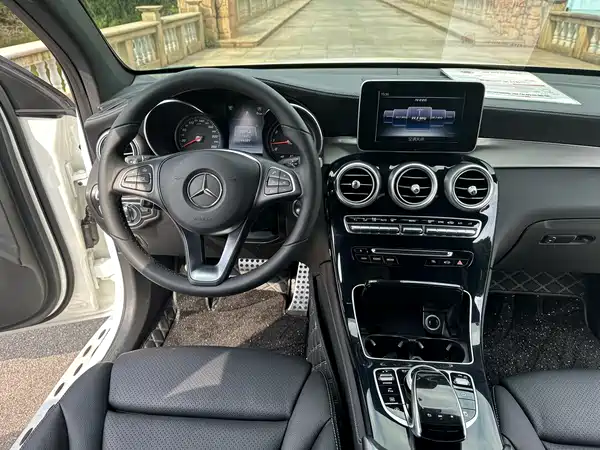 Mercedes-Benz GLC Coupe 2017