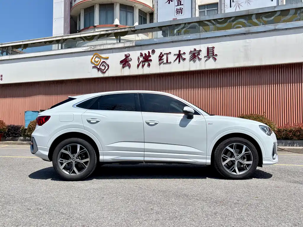 Audi Q3 Sportback 2021 — фото 4