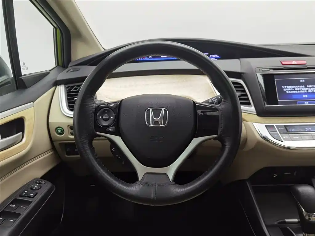 Honda Jade 2015 — фото 11