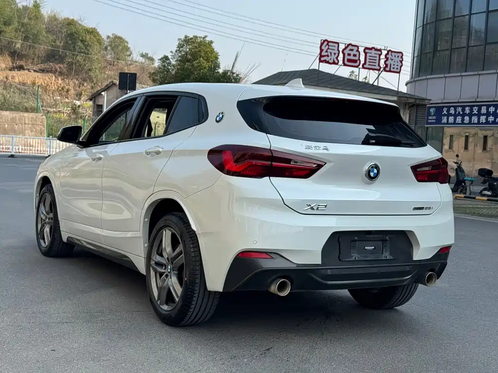 BMW X2 2021 — фото 6