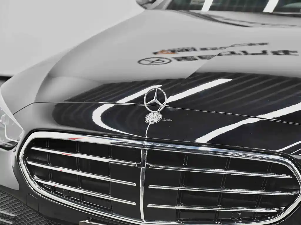 Mercedes-Benz C-Class 2023 — фото 5