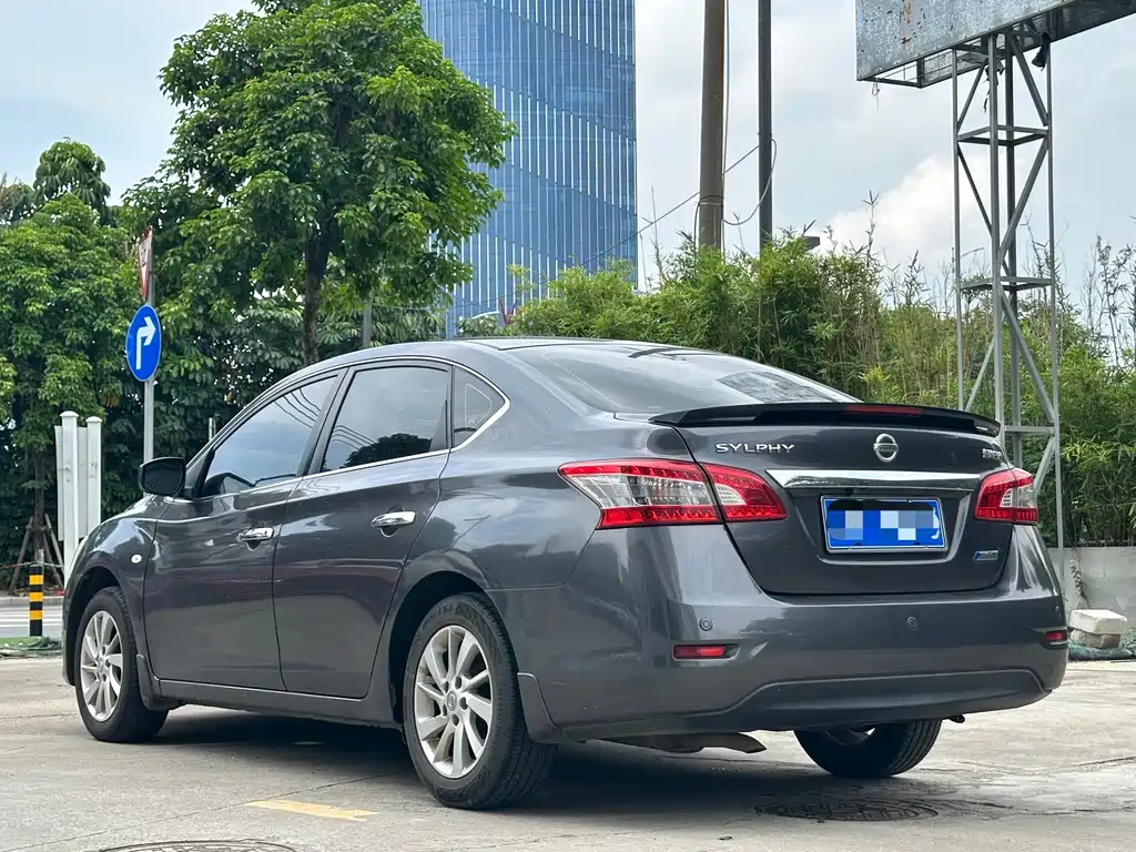 Nissan Sylphy 2013