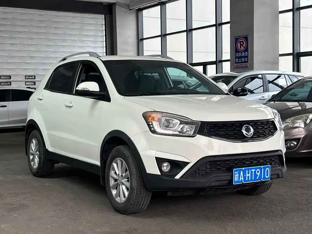 SsangYong Korando 2015 — фото 2