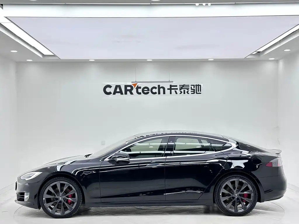 Tesla Model S 2020 — фото 3