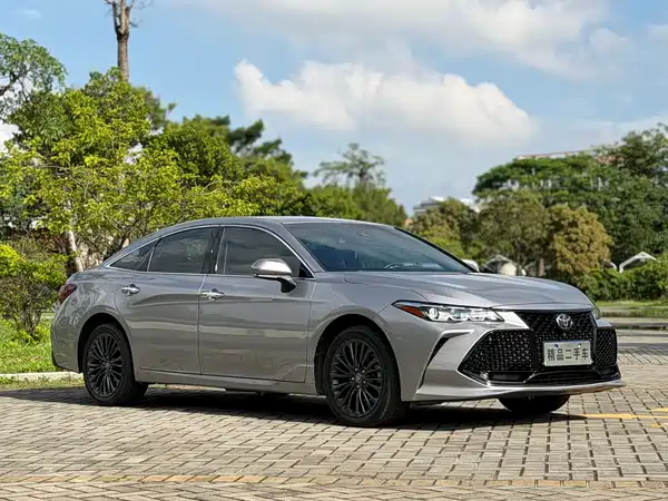 Toyota Avalon 2022