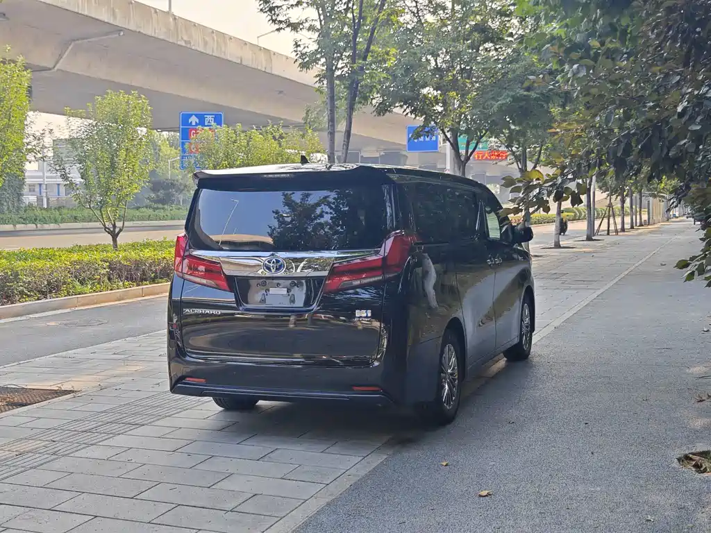 Toyota Alphard 2021 — фото 9