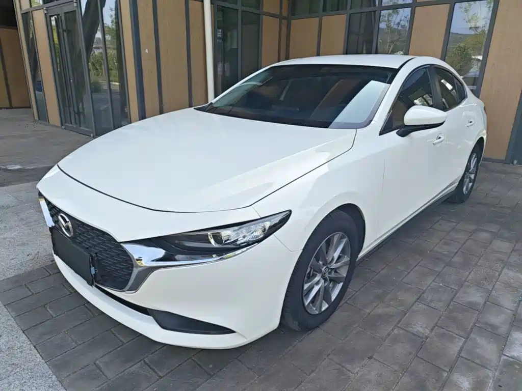 Mazda 3 Axela 2022